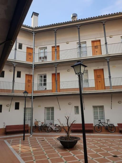Apartamento Plaza De San Bernardo 4 Севілья Екстер'єр фото