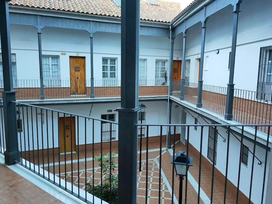 Apartamento Plaza De San Bernardo 4 Севілья Екстер'єр фото